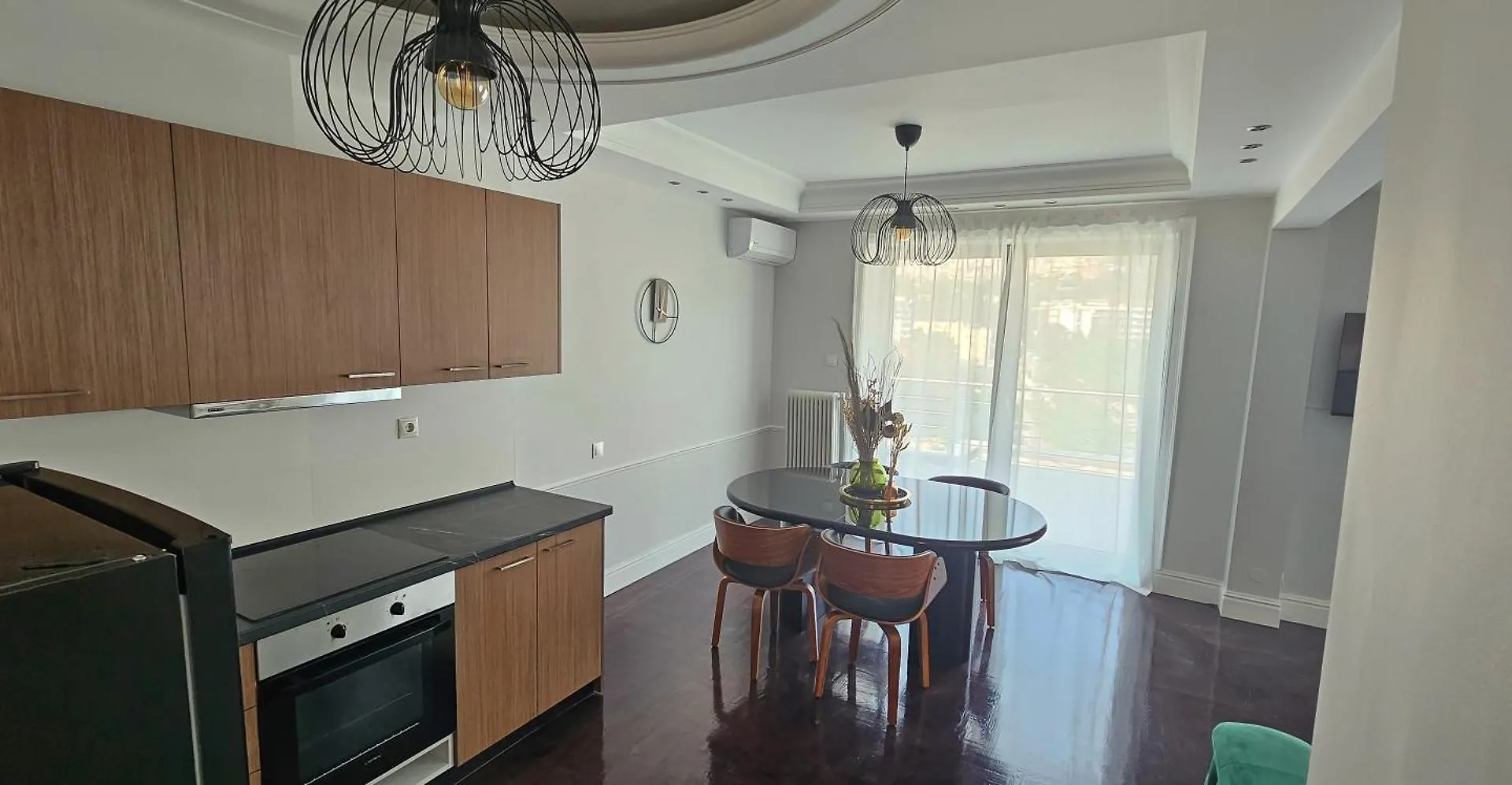 Black And White Suites 6 Thessalonique Appartement
